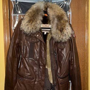 PARA JUMPER distressed genuine leather bomber jacket w/real fur hood brown